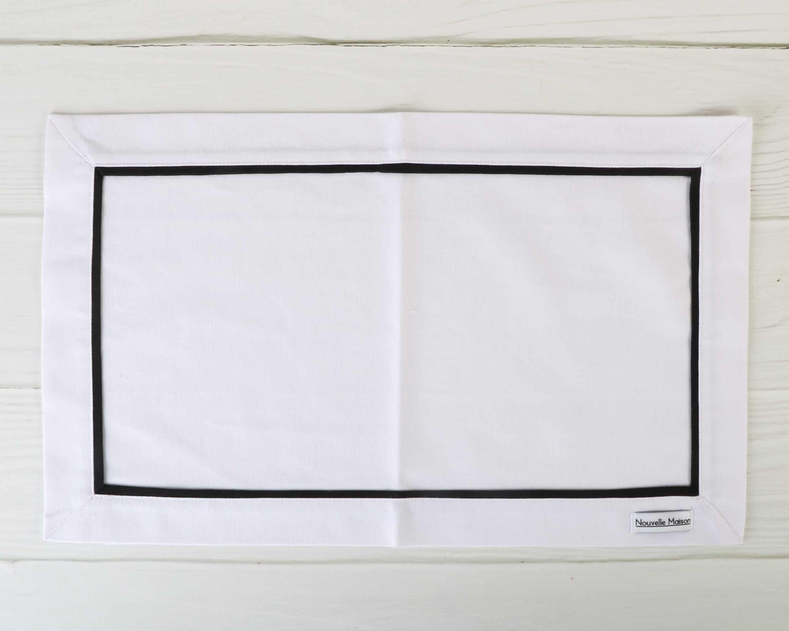 פלייסמט דגם סרט שחור